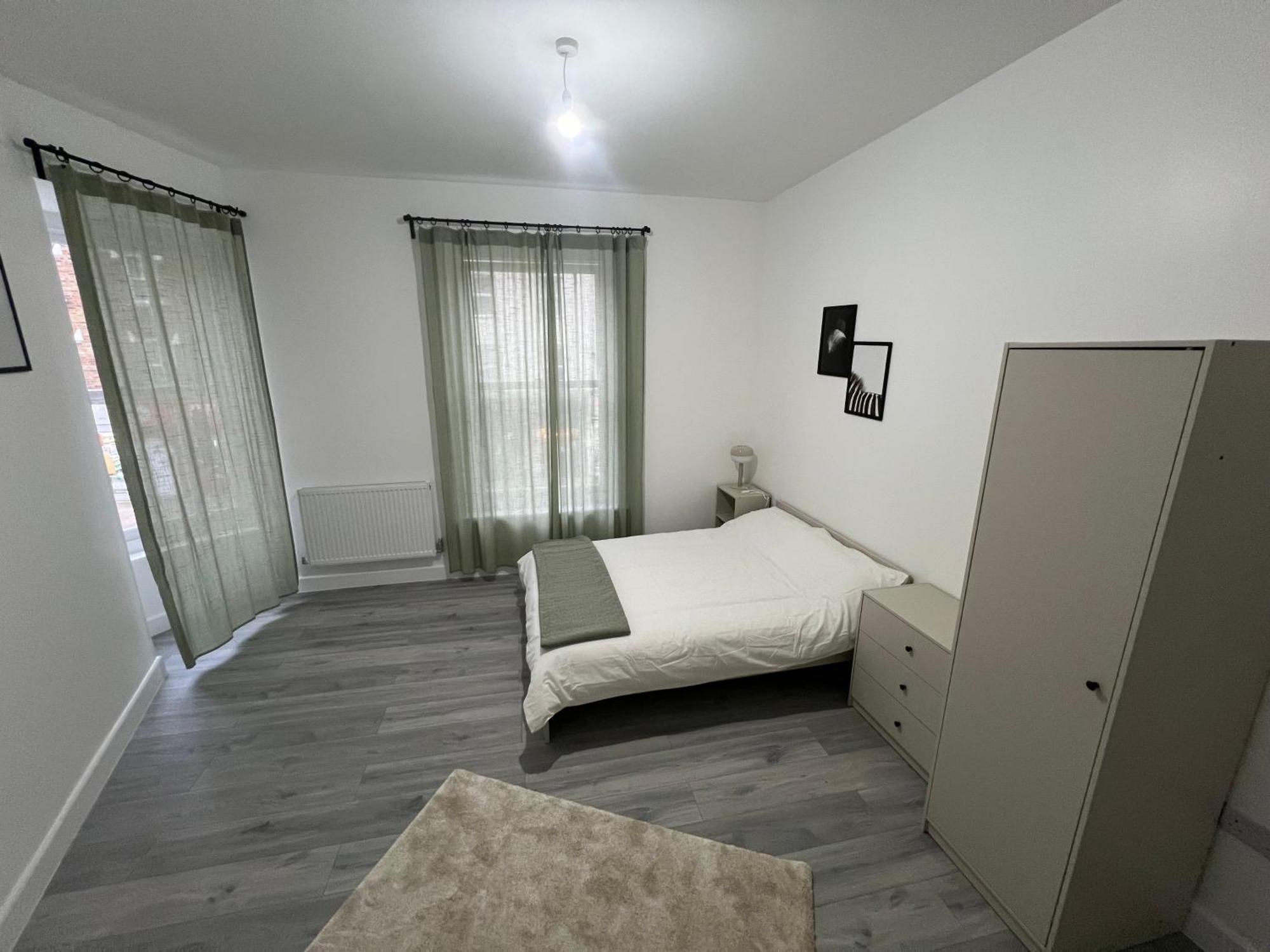 London Homes Extérieur photo